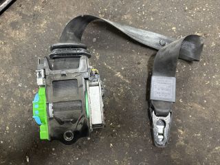 bontott AUDI A4 B8 Jobb első Biztonsági Öv