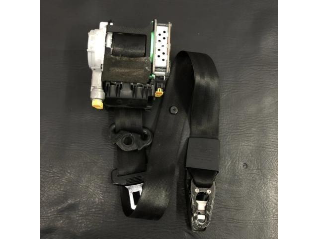 bontott AUDI A4 B8 Jobb első Biztonsági Öv