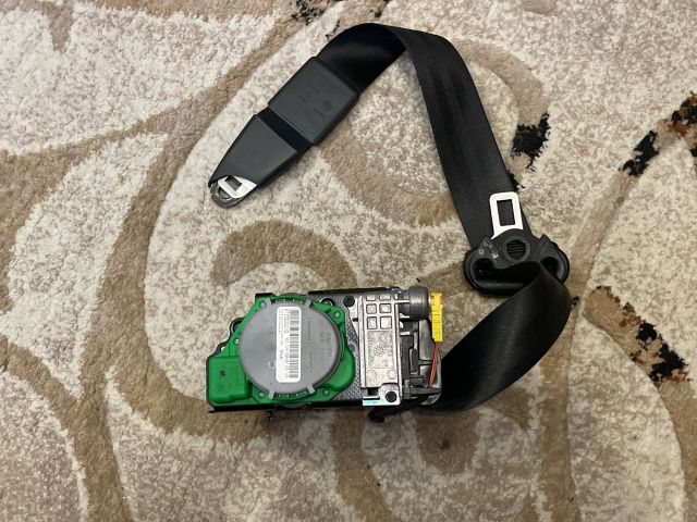 bontott AUDI A4 B8 Jobb első Biztonsági Öv