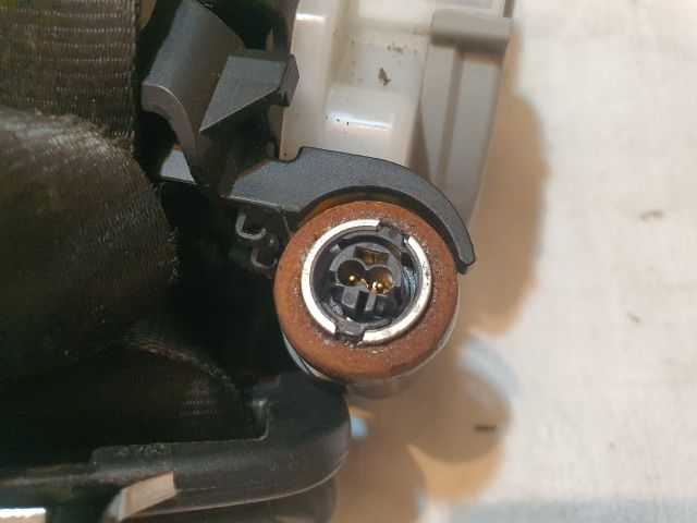 bontott AUDI A4 B8 Jobb első Biztonsági Öv