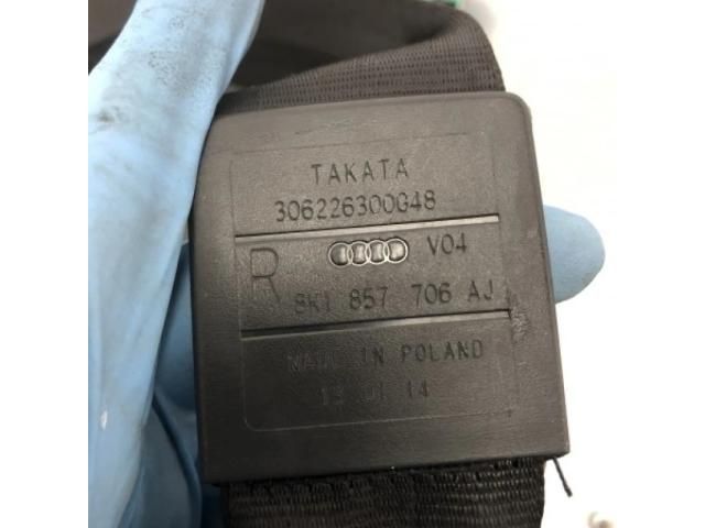 bontott AUDI A4 B8 Jobb első Biztonsági Öv