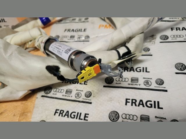 bontott AUDI A4 B8 Jobb első Függöny Légzsák