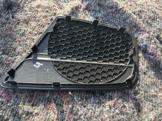 bontott AUDI A4 B8 Jobb első Hangszóró Burkolat