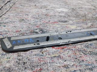 bontott AUDI A4 B8 Jobb első Küszöb Díszléc