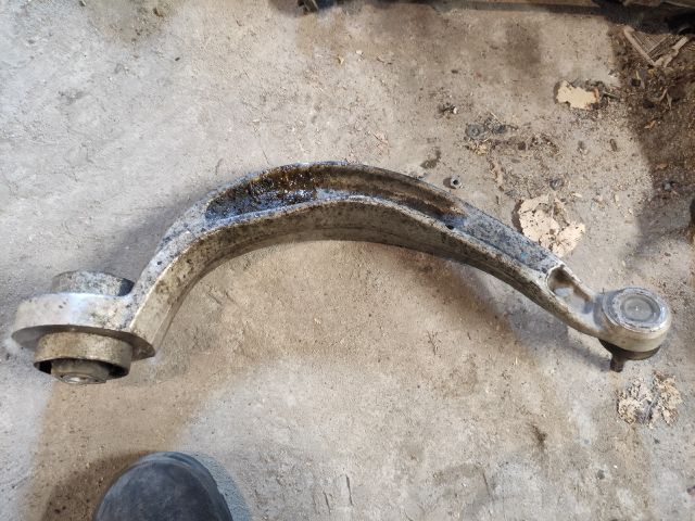 bontott AUDI A4 B8 Jobb első Lengőkar