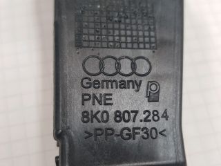 bontott AUDI A4 B8 Jobb első Lökhárító Tartó (Műanyag)