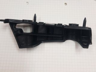 bontott AUDI A4 B8 Jobb első Lökhárító Tartó (Műanyag)