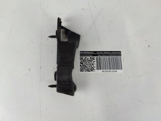 bontott AUDI A4 B8 Jobb első Lökhárító Tartó (Műanyag)