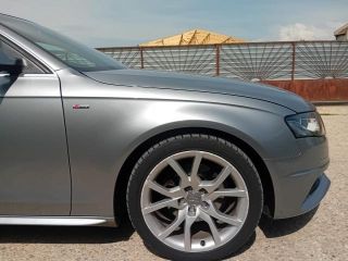 bontott AUDI A4 B8 Jobb első Lökhárító Tartó (Műanyag)