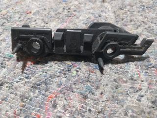 bontott AUDI A4 B8 Jobb első Lökhárító Tartó (Műanyag)