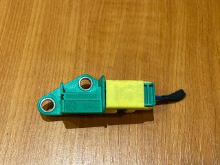 bontott AUDI A4 B8 Jobb első Oldal Ütközés Érzékelő