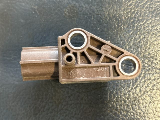 bontott AUDI A4 B8 Jobb első Oldal Ütközés Érzékelő