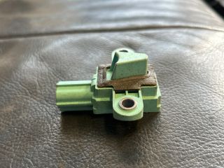 bontott AUDI A4 B8 Jobb első Oldal Ütközés Érzékelő