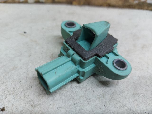 bontott AUDI A4 B8 Jobb első Oldal Ütközés Érzékelő