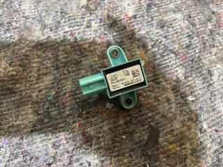 bontott AUDI A4 B8 Jobb első Oldal Ütközés Érzékelő