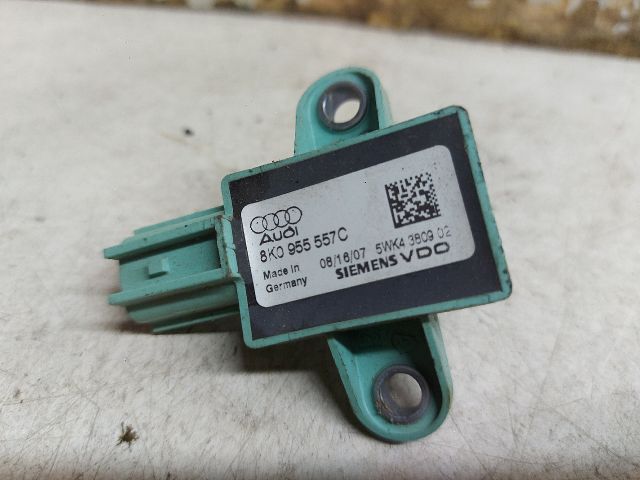 bontott AUDI A4 B8 Jobb első Oldal Ütközés Érzékelő