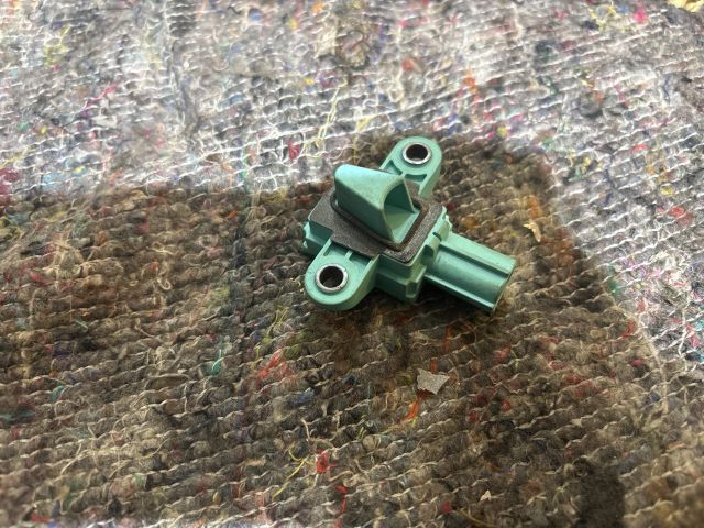 bontott AUDI A4 B8 Jobb első Oldal Ütközés Érzékelő