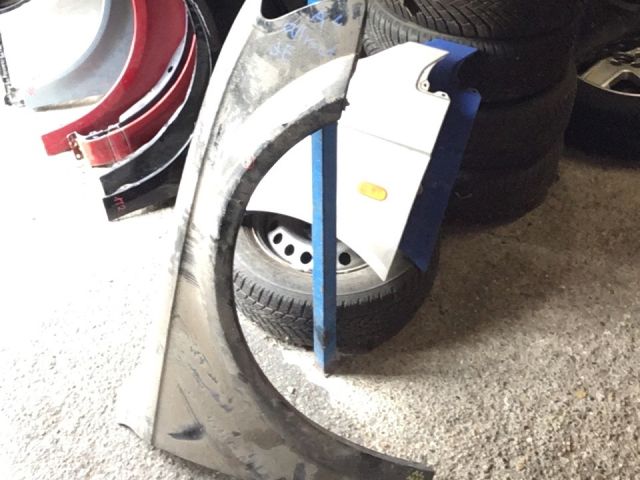 bontott AUDI A4 B8 Jobb első Sárvédő