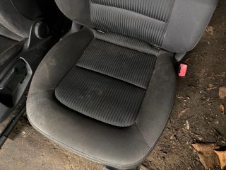 bontott AUDI A4 B8 Jobb első Ülés