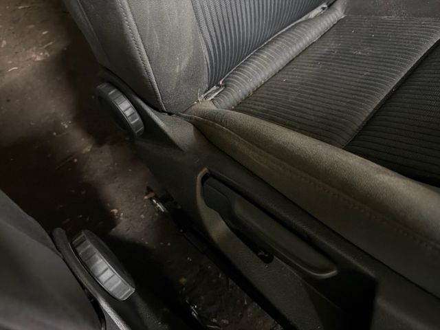 bontott AUDI A4 B8 Jobb első Ülés