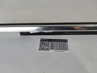 bontott AUDI A4 B8 Jobb első Vízlehúzó Gumicsík