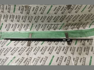 bontott AUDI A4 B8 Jobb első Vízlehúzó Gumicsík