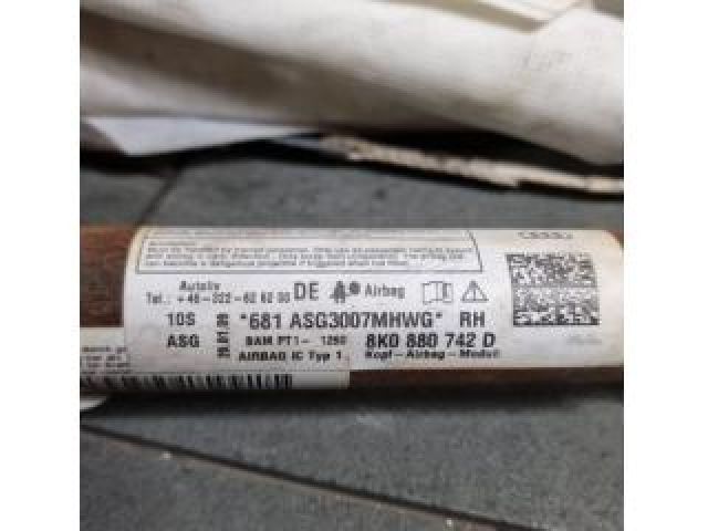 bontott AUDI A4 B8 Jobb Fejlégzsák