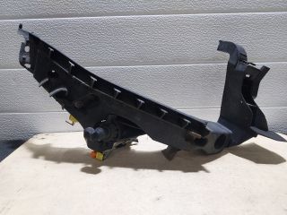 bontott AUDI A4 B8 Jobb Fényszóró Tartó