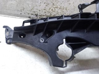 bontott AUDI A4 B8 Jobb Fényszóró Tartó