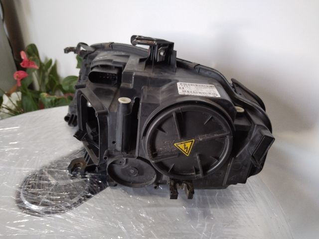 bontott AUDI A4 B8 Jobb Fényszóró