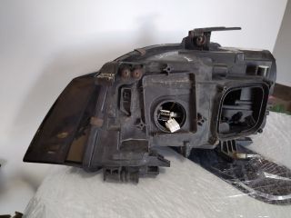 bontott AUDI A4 B8 Jobb Fényszóró