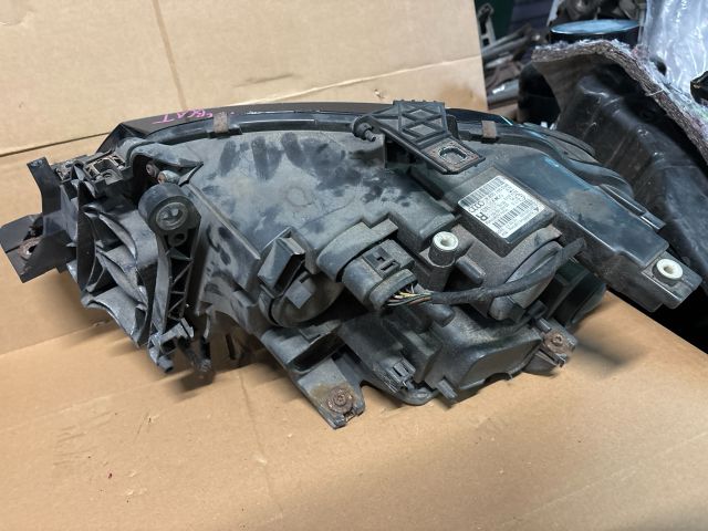 bontott AUDI A4 B8 Jobb Fényszóró