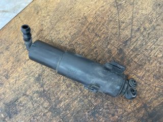 bontott AUDI A4 B8 Jobb Fényszórómosó Fúvóka