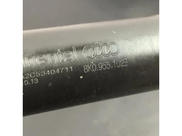 bontott AUDI A4 B8 Jobb Fényszórómosó Fúvóka