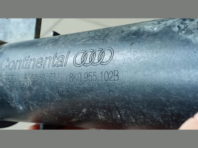 bontott AUDI A4 B8 Jobb Fényszórómosó Fúvóka