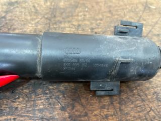 bontott AUDI A4 B8 Jobb Fényszórómosó Fúvóka