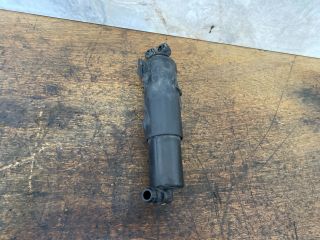 bontott AUDI A4 B8 Jobb Fényszórómosó Fúvóka