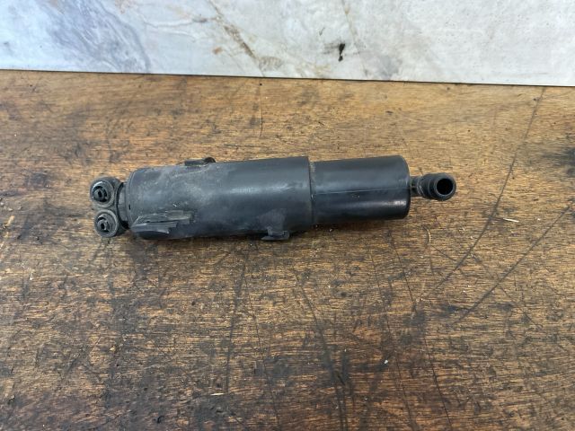 bontott AUDI A4 B8 Jobb Fényszórómosó Fúvóka