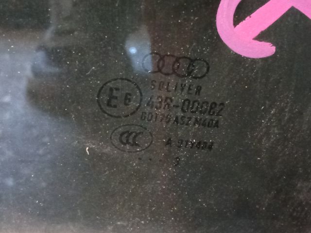 bontott AUDI A4 B8 Jobb hátsó Ablak