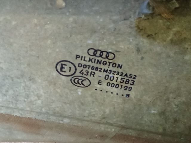 bontott AUDI A4 B8 Jobb hátsó Ablak