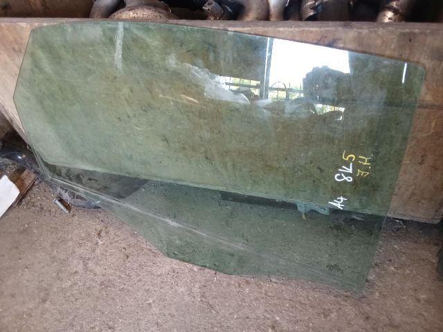 bontott AUDI A4 B8 Jobb hátsó Ablak