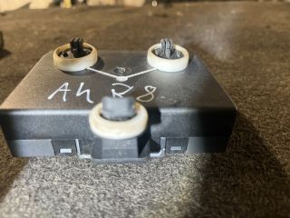 bontott AUDI A4 B8 Jobb hátsó Ablakemelő Elektronika