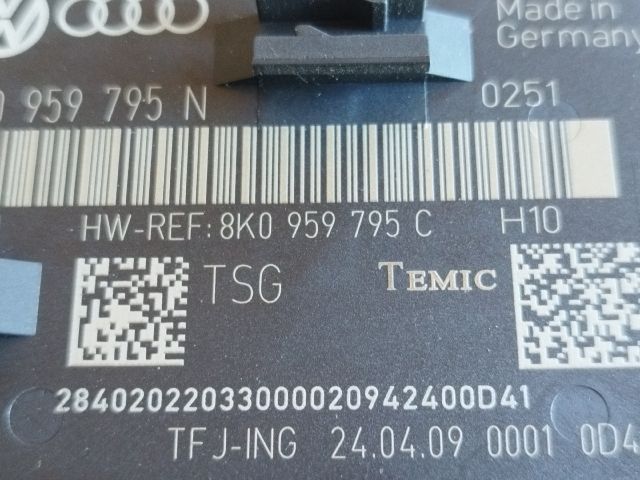 bontott AUDI A4 B8 Jobb hátsó Ablakemelő Elektronika