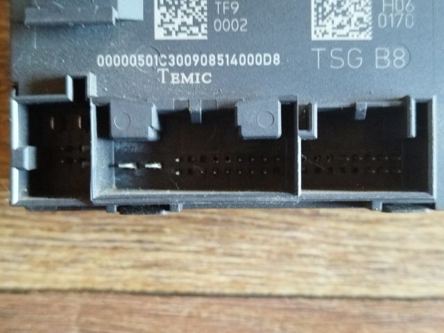 bontott AUDI A4 B8 Jobb hátsó Ablakemelő Elektronika