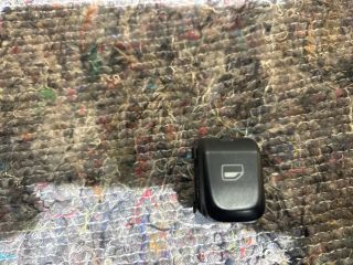 bontott AUDI A4 B8 Jobb hátsó Ablakemelő Kapcsoló