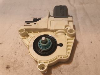 bontott AUDI A4 B8 Jobb hátsó Ablakemelő Motor