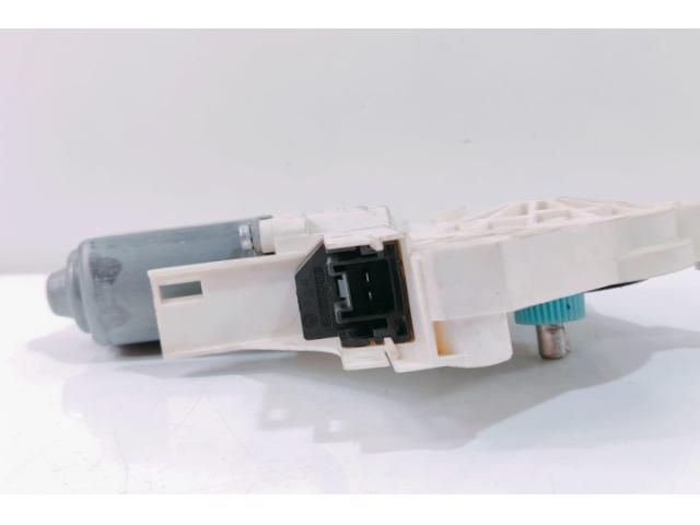 bontott AUDI A4 B8 Jobb hátsó Ablakemelő Motor