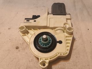 bontott AUDI A4 B8 Jobb hátsó Ablakemelő Motor