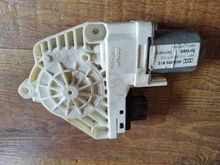 bontott AUDI A4 B8 Jobb hátsó Ablakemelő Motor