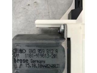 bontott AUDI A4 B8 Jobb hátsó Ablakemelő Motor